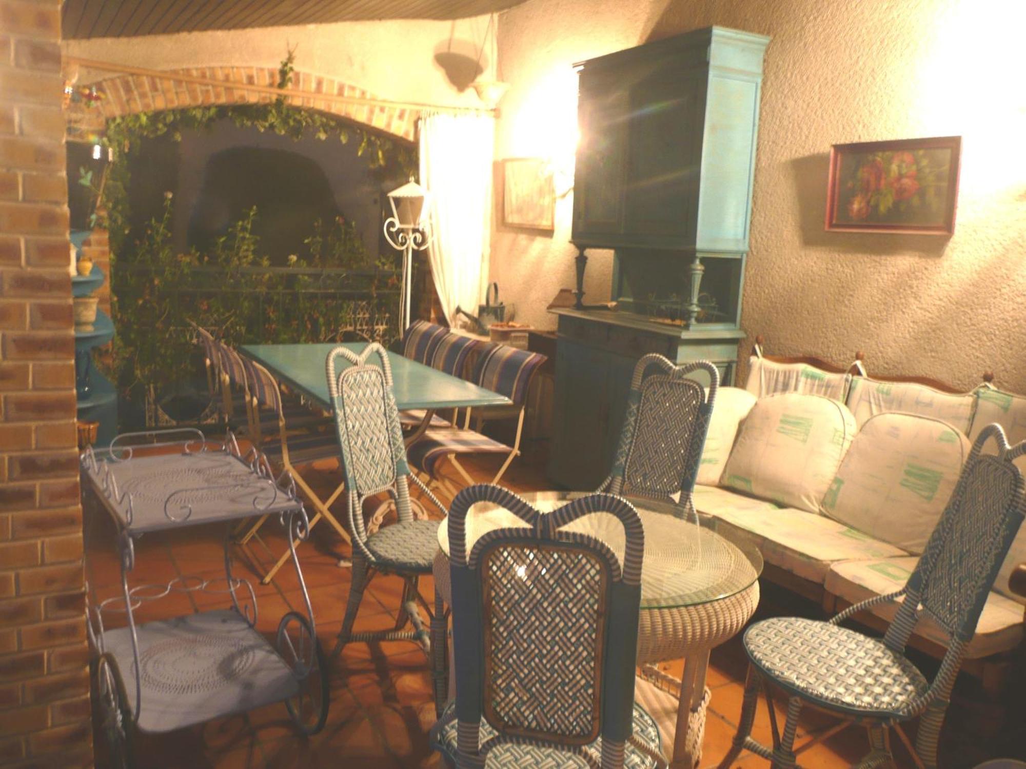 Au Fond De La Cour Bed & Breakfast Veyre-Monton Exterior foto